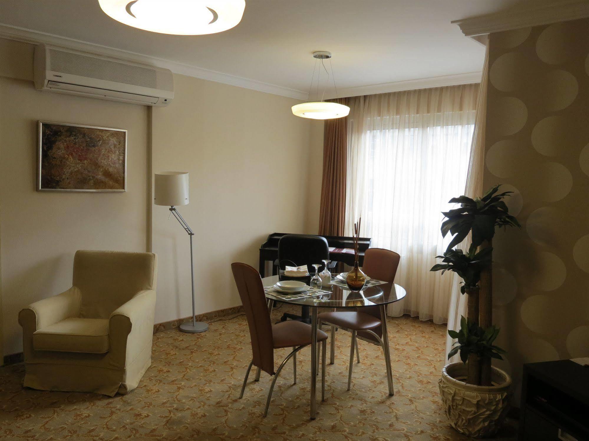 Tempo Residence Comfort Izmir Bagian luar foto